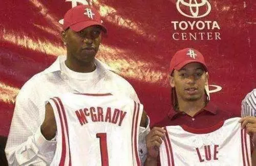 史上最差Major？3DMAX教练：只有一辆接驳车，还被别人坐走