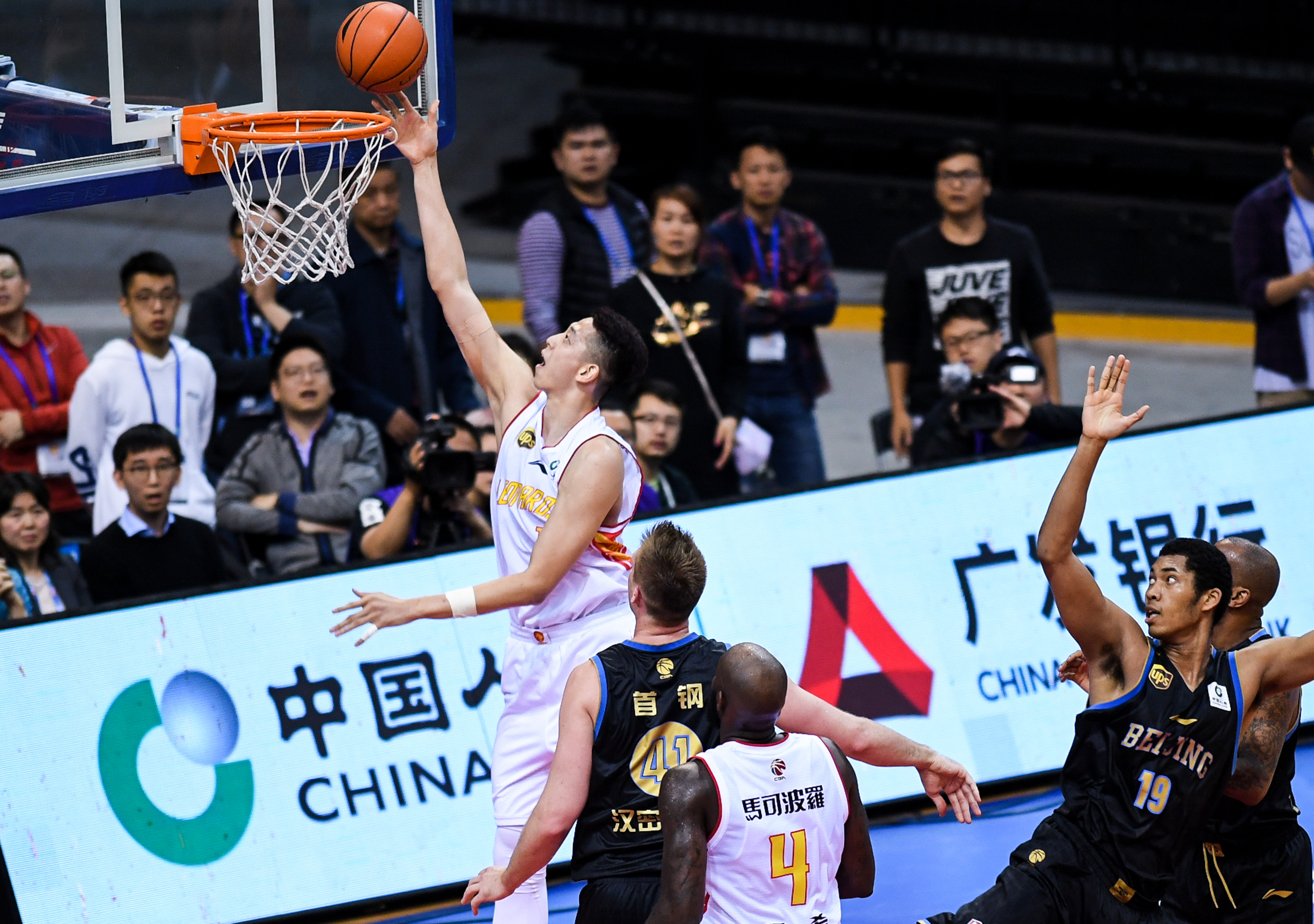 亚洲羽球混合团体赛 ｜ 雷西给予完全信任 国羽5单项助教能掌大局