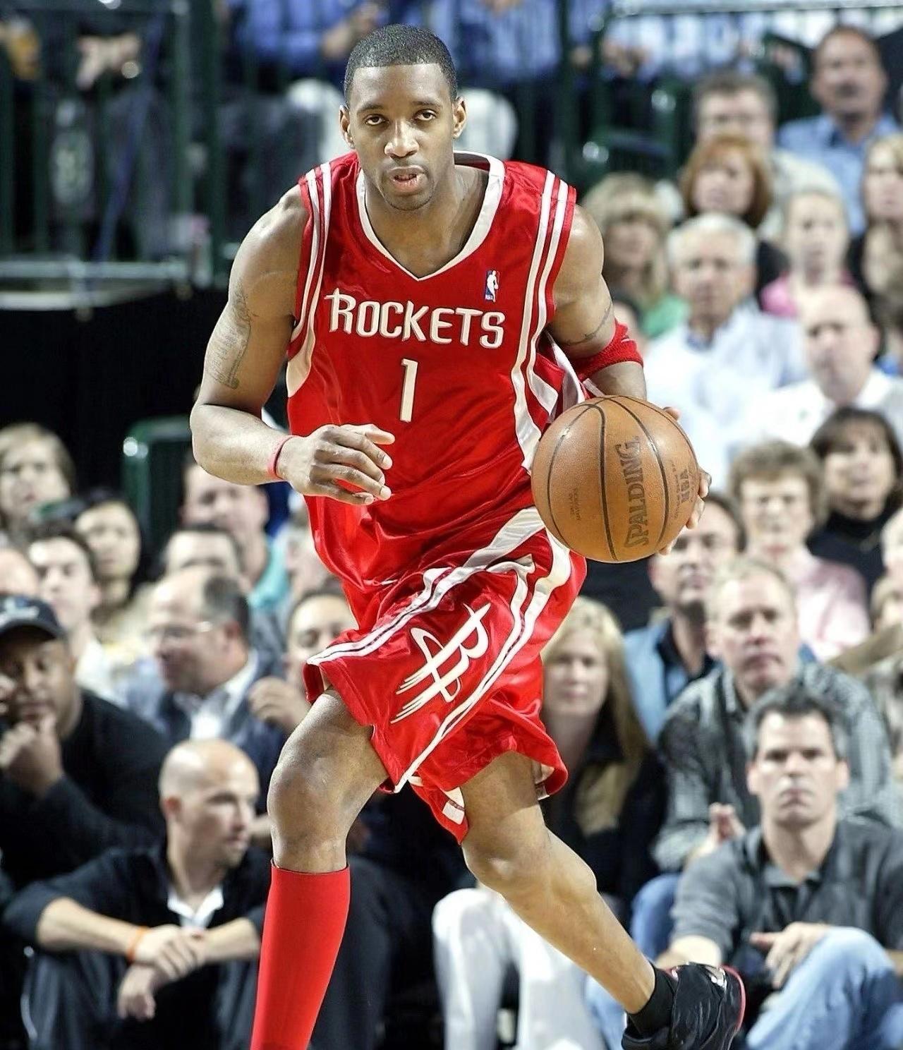 布泽利斯21+9 公牛战胜魔术