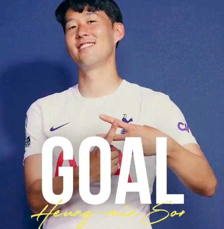 NBA选秀前三顺位最强之争：詹姆斯状元无悬念，探花乔丹秒杀全场！榜眼位置至今争论不休