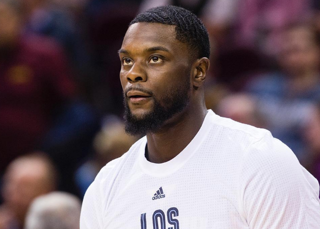 前锋突破造点，射门造成点球机会